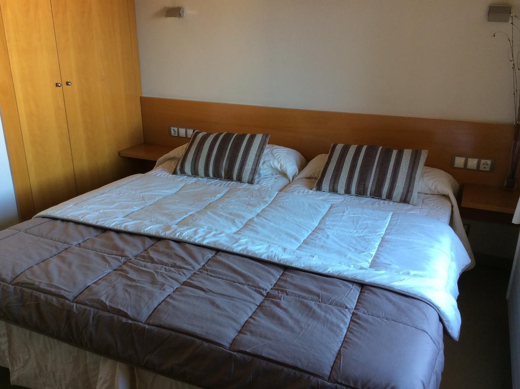 Hotel Viaurelia Montblanc Szoba fotó